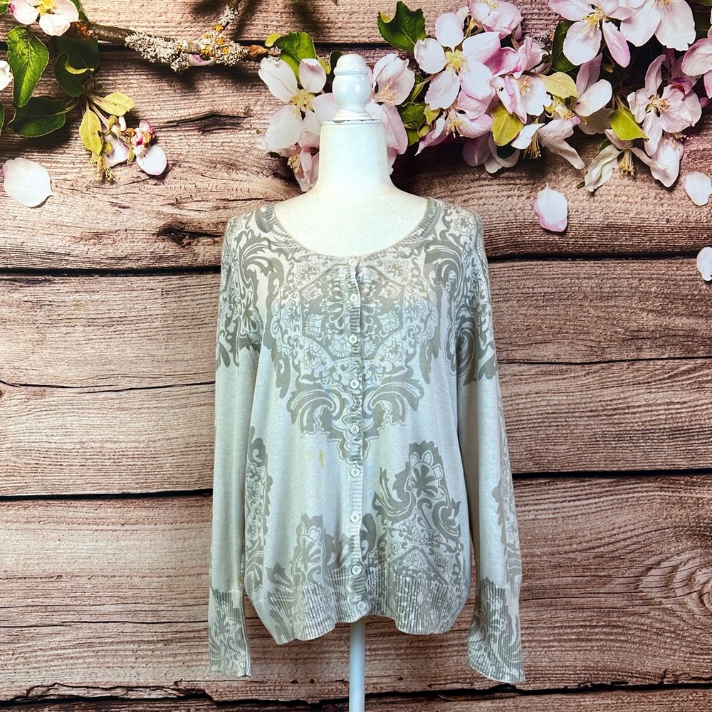 SOLD 🛍️ Sonoma Women’s Cotton White Beige Boho Abstract Button Down Sweater
